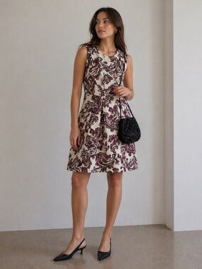 The Limited Paisley Dress Women Size 4 Tall Sleeveless Pink White Fit Flare